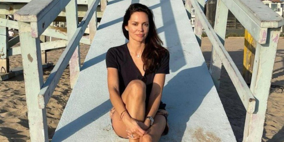 Karleušinoj kumi ubili verenika, otišla je preko okeana: Ovako danas izgleda poznata manekenka