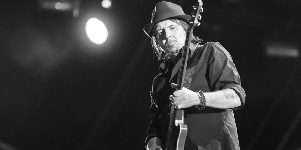 Nakon duge borbe na intenzivoj nezi: Umro čuveni gitarista