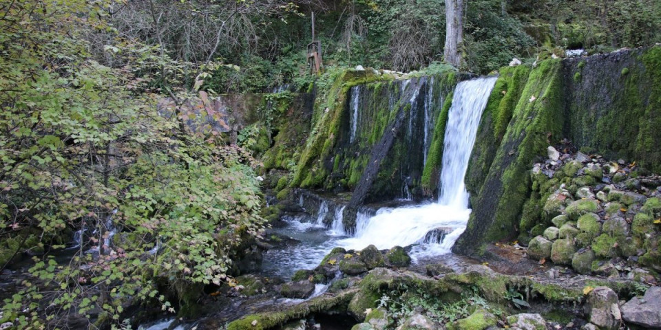 Mala čarobna! Iako je među najmanjima u Evropi, uz nju se vežu mnoge tajne i verovanja