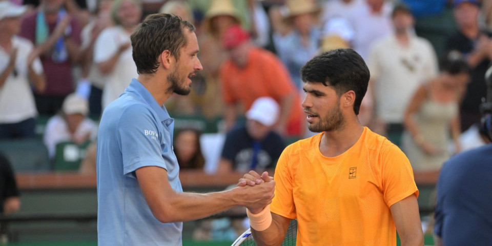 Kakav šok u Indijan Velsu: Alkaraz eliminisan, Rus sad preti Sineru