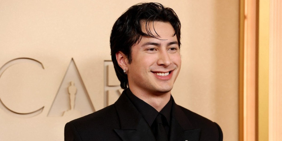 "Seks": Poznatog glumca pitali šta očekuje od druge sezone hit serije, on šokirao (VIDEO)