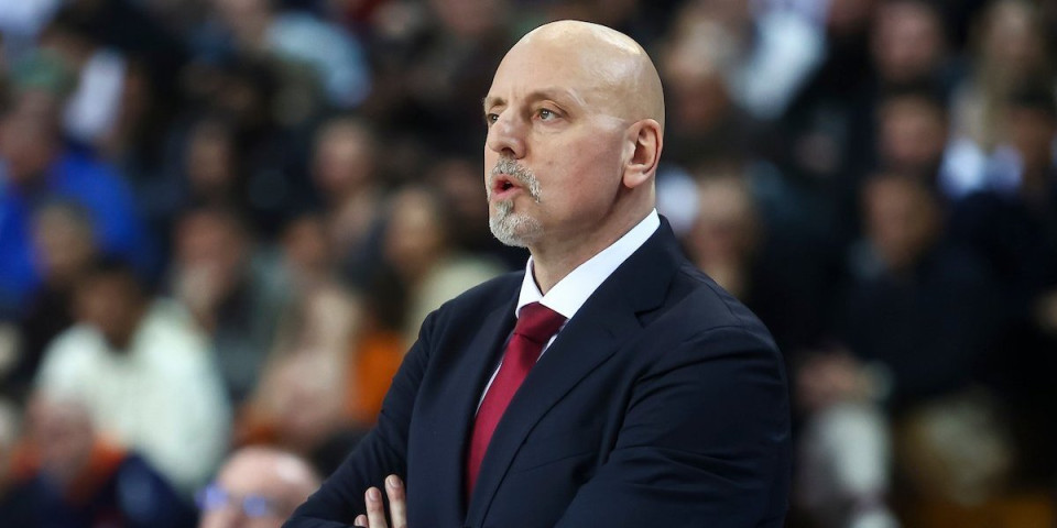 Beži bre u pi**u materinu... Ako hoćete izgubite sa 40 razlike - Obradović pobesneo na tajm-autu