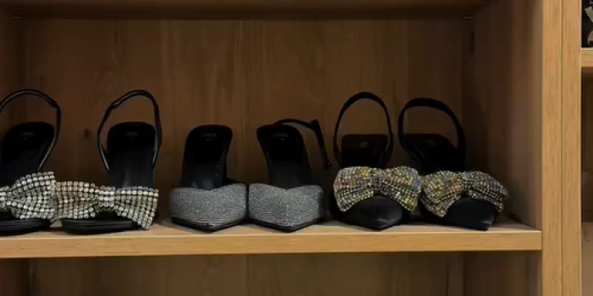 Garderober Aleksandre Vasković