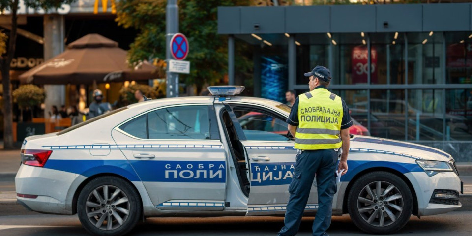 Saobraćajci vratili veru u ljude! Lora i Vasilije reagovali u sekundi, čoveku spasili život