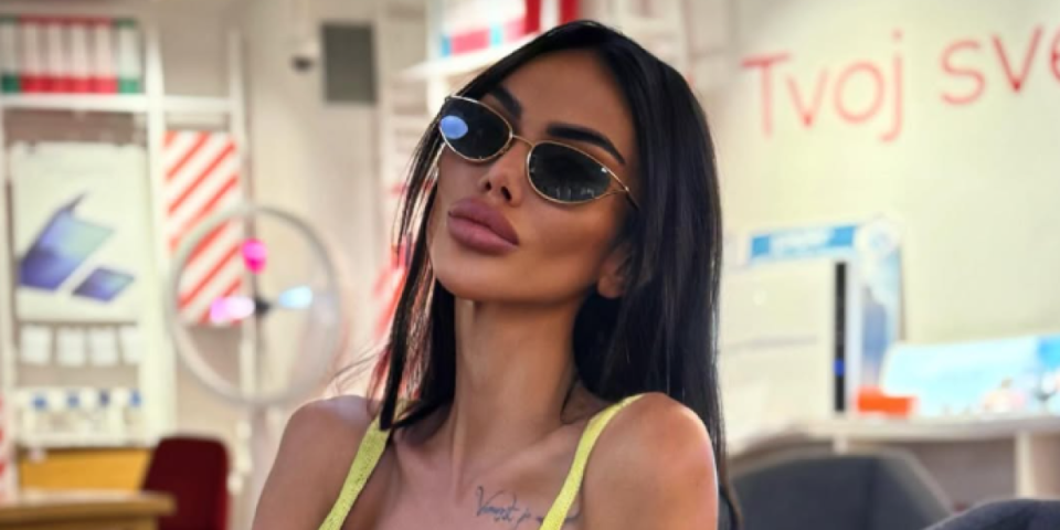 Svaki se mišić ocrtava: Tamara Đurić u minijaturnoj haljini, pokazala izvajano telo bez grama masti (VIDEO)