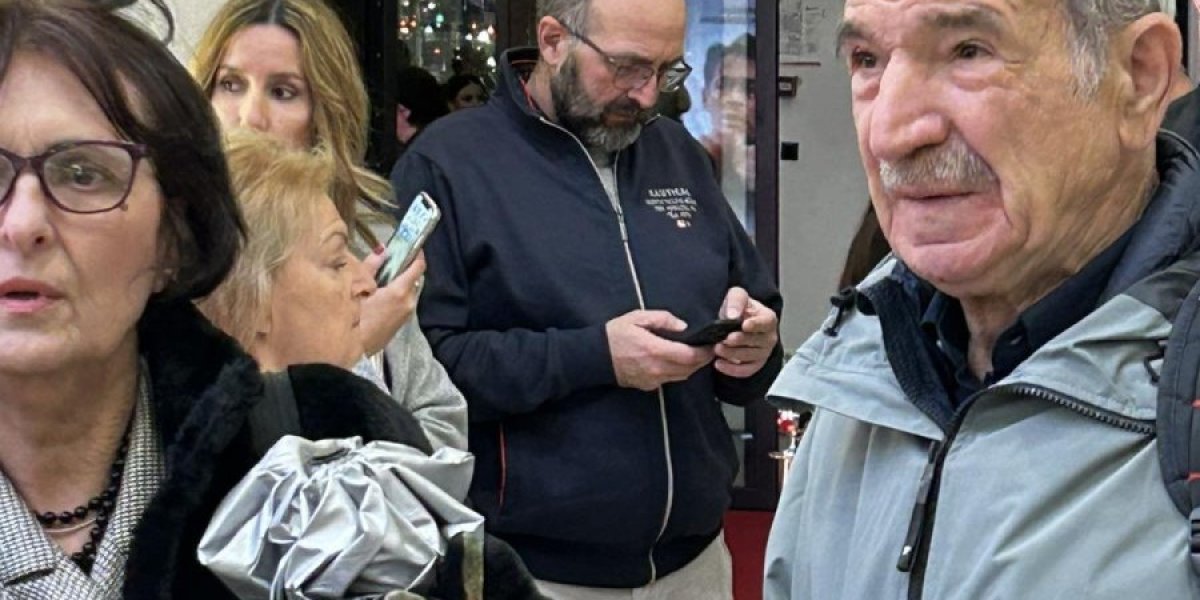 Predrag Smiljković poznatiji kao Tika Špic