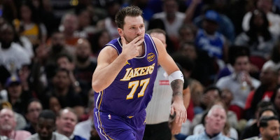 Dončić obara rekorde nakon raskida veridbe: Luka igra košarku života, prestigao i Brajanta