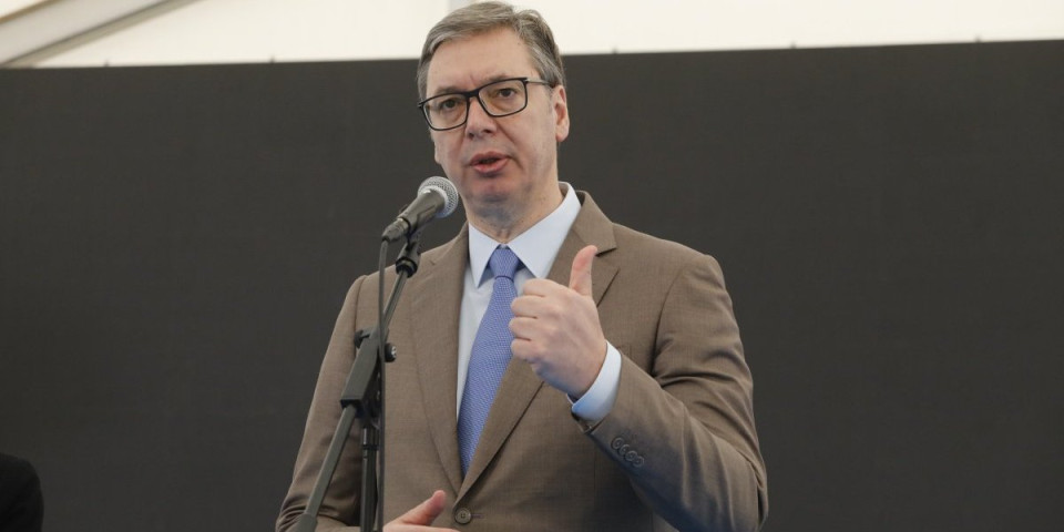 Sutra tačno u podne! Vučić saopštava bitne informacije: "U moru loših vesti, očekujem bitan glas iz Amerike..."
