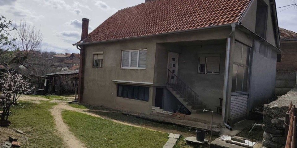 Ovo je mesto krvavog obračuna kod Aleksinca: Danima se nije znalo ko je žrtvu ostavio u lokvi krvi (FOTO)