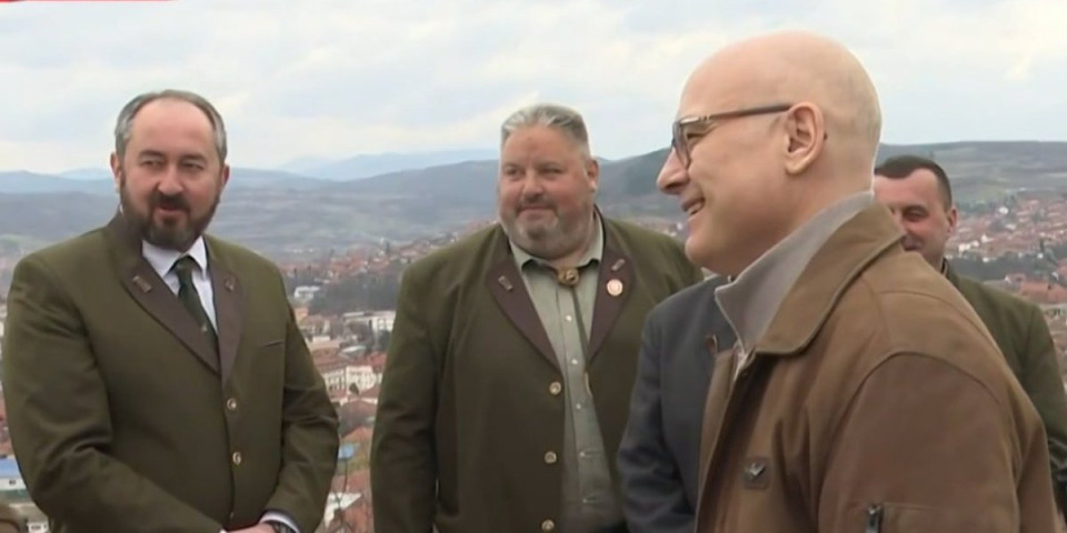 Vučević položio kamen temeljac za lovački dom u Knjaževcu: Ovo je rekao za lovce