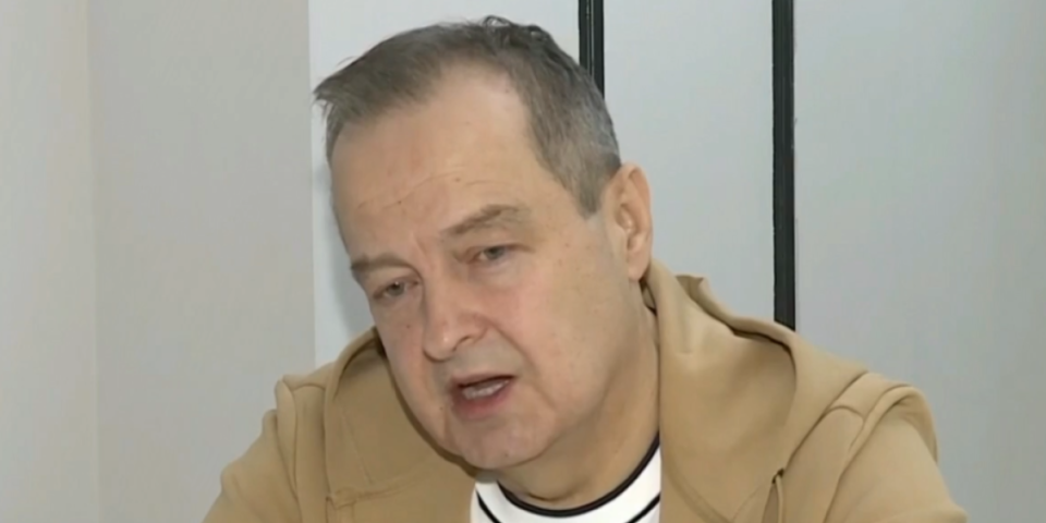 Dačić se oglasio iz bolnice: Poslao potresnu poruku (FOTO)