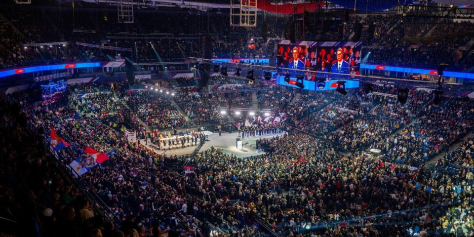 Zvanično, na skupu SNS-a 70.000 ljudi! Broj ne prestaje da raste - Svi došli da podrže politiku Aleksandra Vučića