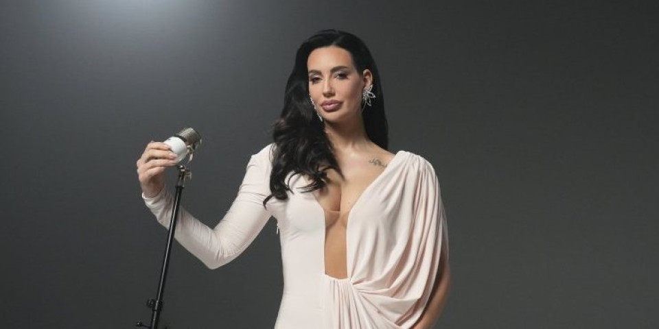 Kaća Grujić iskeširala 100.000 evra - Pevačica je za ovo dala bogatstvo (FOTO)