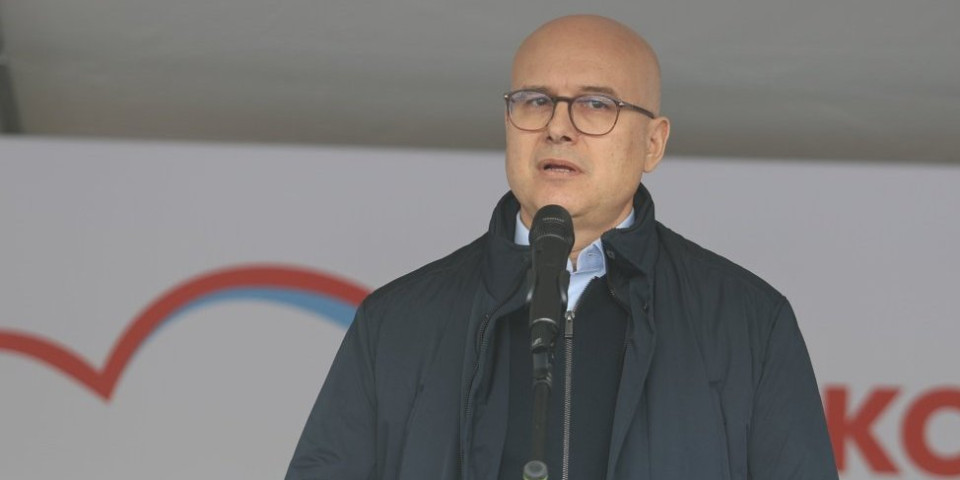 (FOTO) Vučević u Crvenki: Blokaderi su pokušali da unesu zlu krv u porodice, izbori 29. marta su bitka za Vojvodinu