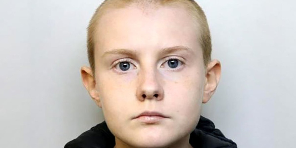 Sekirom na prolaznika zbog Hitlera: Jezive poruke tinejdžerke o Jevrejima i muslimanima lede krv u žilama!