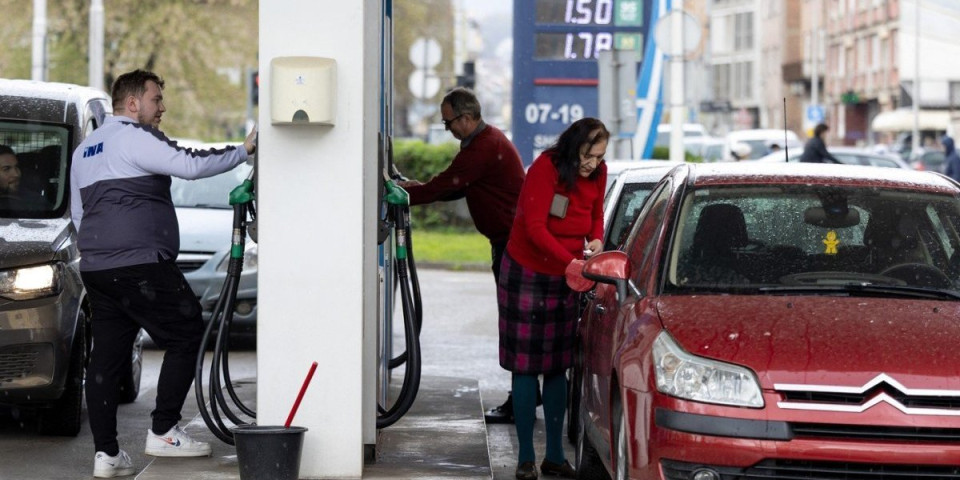 Kakva je situacija kod vas na pumpama?! Evroposlanica uništena argumentima