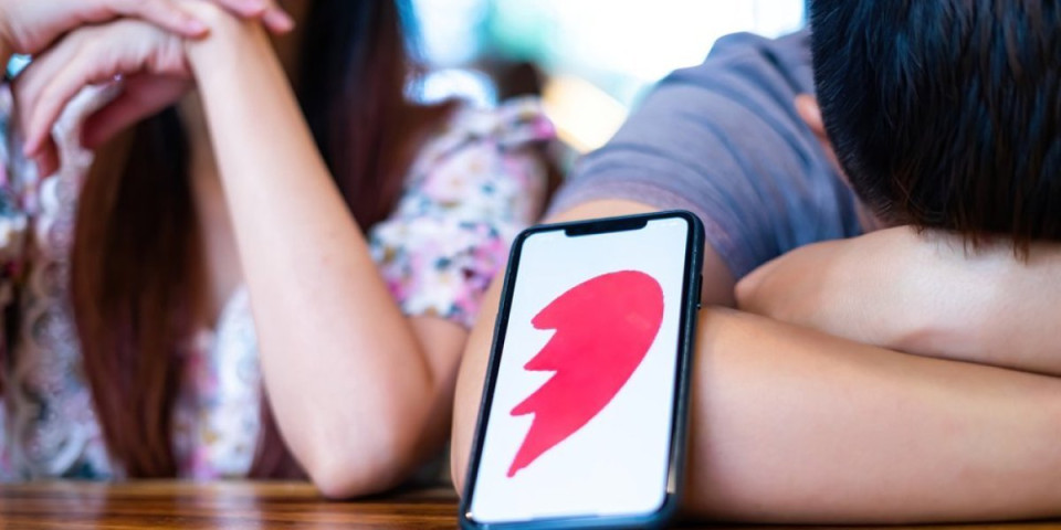 Šokantno: Vaš telefon zna kad ćete raskinuti - već "vidi" prevaru i pucanje veze