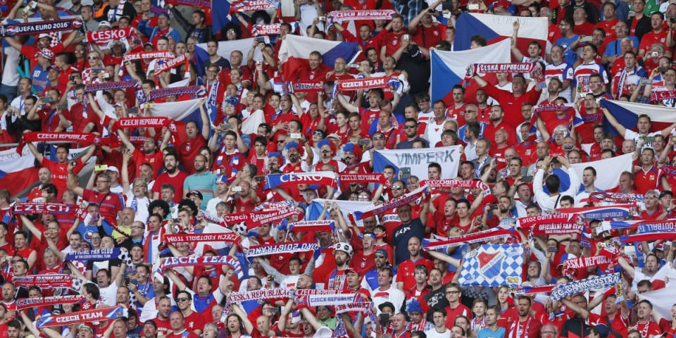 Skandal epskih razmera u Češkoj: Razbijena kladioničarska mafija, umešao se i Interpol