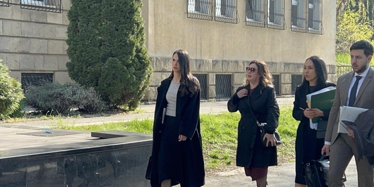 Miljana sa advokatima