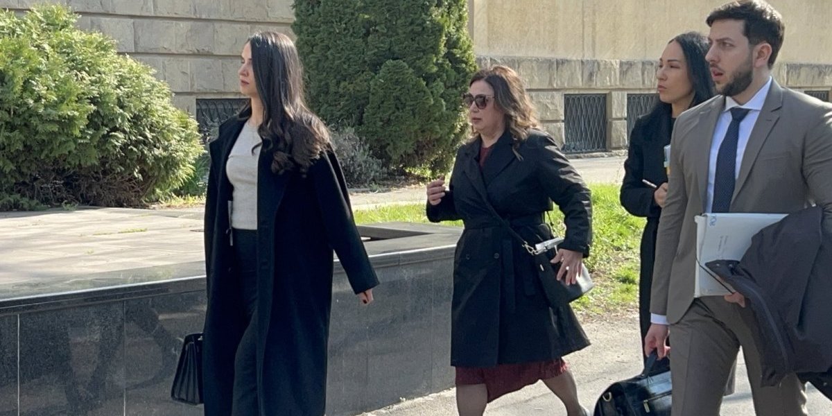 Kecmanovićeva stigla u sud