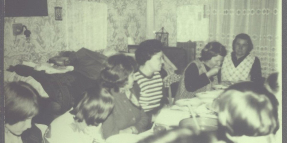 Je­le su hleb, pite i krompir, a bile vitke: Ovako su se hranile žene u Jugoslaviji i nisu se gojile