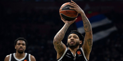 Partizan se mučio, ali došao do četvrte vezane pobede u Evroligi - Bez Karlika se ne može