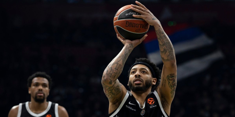 Partizan se mučio, ali došao do četvrte vezane pobede u Evroligi - Bez Karlika se ne može
