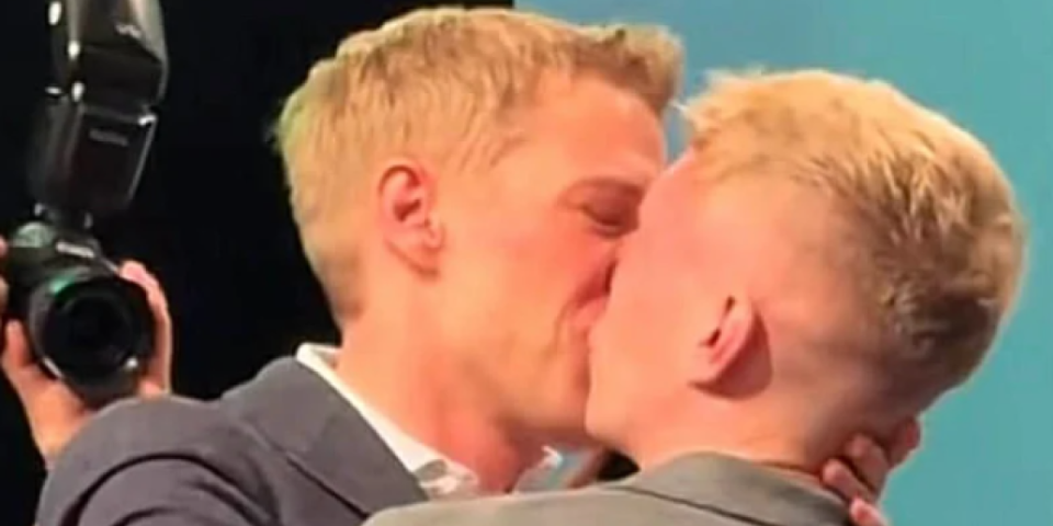 Slavlje koje je obišlo svet: Pogledajte kako je novi gradonačelnik Minhena obeležio trijumf (FOTO/VIDEO)