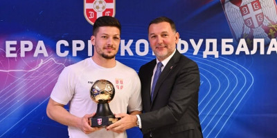 Luka Jović emotivan posle dobijanja Zlatne lopte: Čast i privilegija..