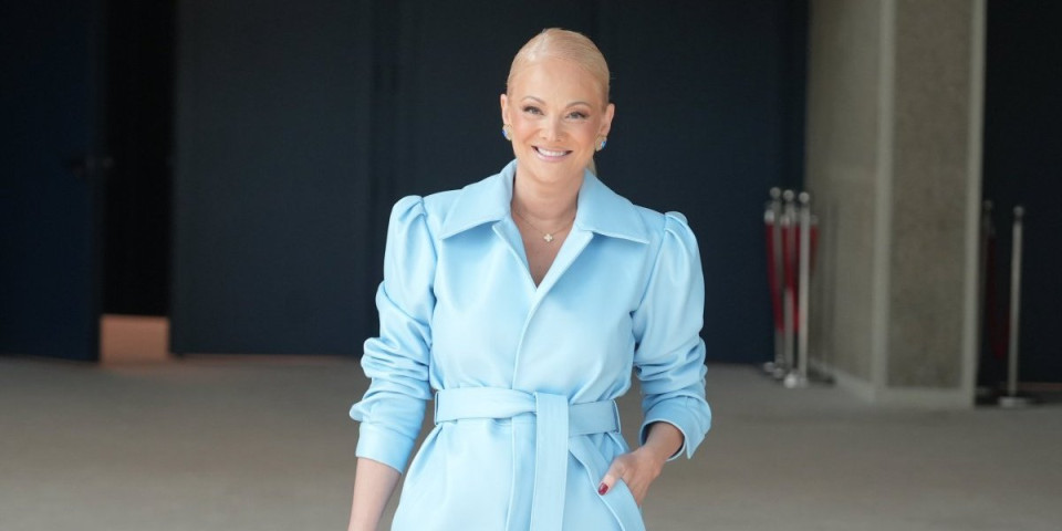 Ilda sa ćerkom i mužem izašla pred medije: Na isti datum kad i Šaban rešila da napravi veliki korak u karijeri (VIDEO)