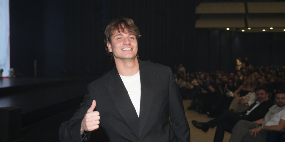 "Koja pokvarenost, najiritantnija osoba": Jakov Jozinović zabranio pevaču da peva njegovu pesmu