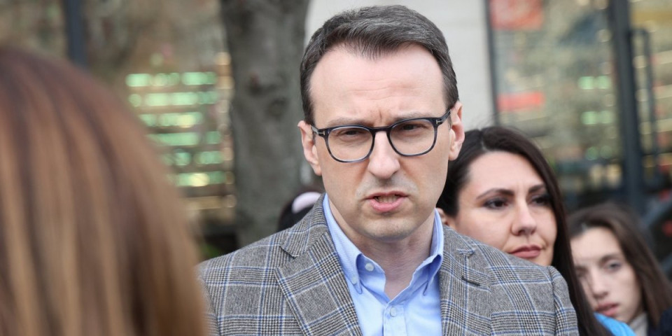 Ponoš može da račun na "Kurtijev orden"! Petković demolirao NATO lobistu (FOTO)