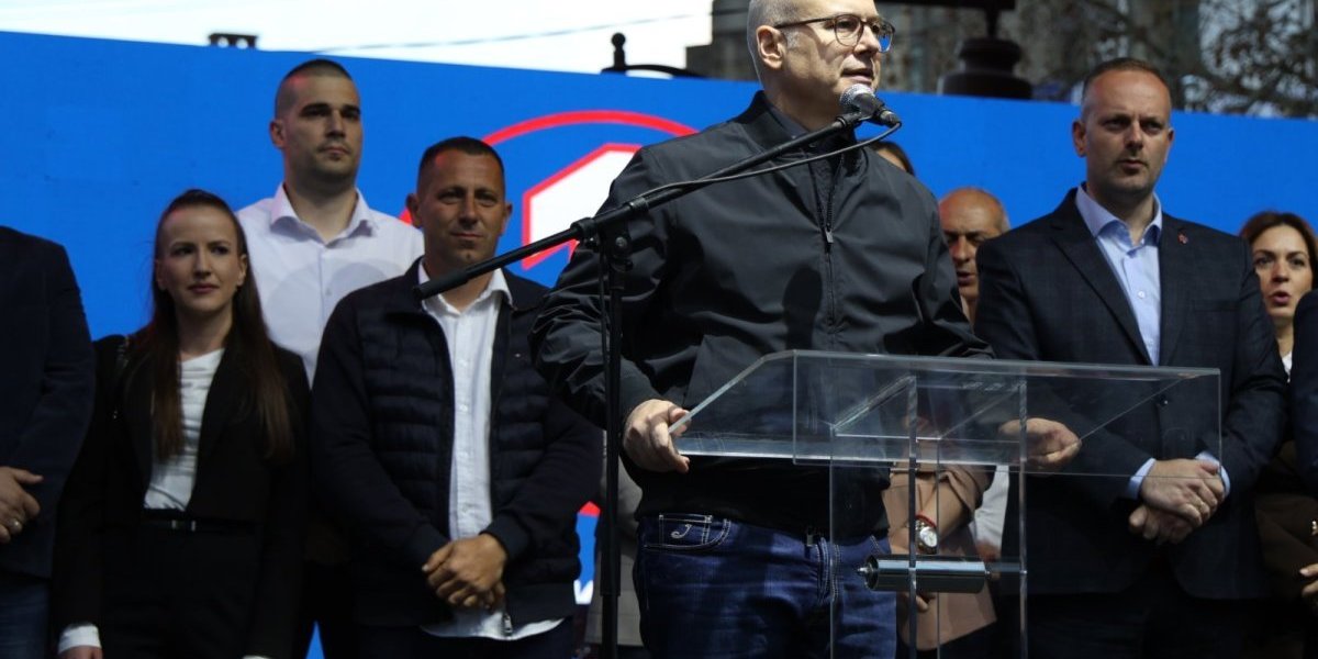 Miloš Vučević održao govor u Arađelovcu