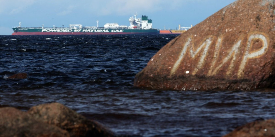 Ruski rulet na pragu Amerike! Moskva poslala moćni brod u srce zabranjene zone