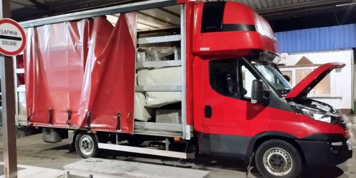 Kamion u kom su se prevozile cigarete