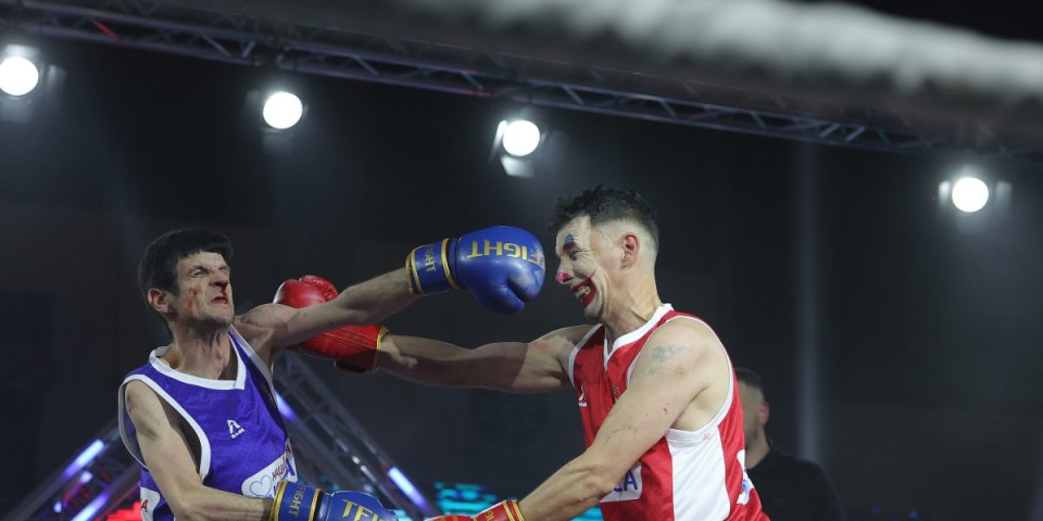 Spektakl na boks meču u Smederevskoj Palanci: Toni Montana i Gandžamen u ringu (FOTO/VIDEO)