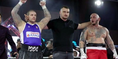 Ovako je Vaso Bakočevič urnisao Vuka Moba na boks meču: Nokaut, pa patosiranje (VIDEO)