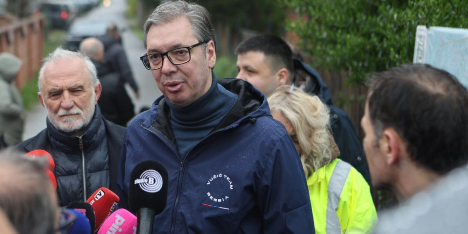 Vučić jasno i glasno: Samo ja odlučujem o upotrebi srpskog oružja – Srbija hoće mir!