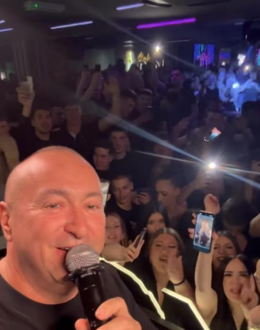 Djani Note Evo kako izgleda Djani nakon ugradnje stentova - Informer.rs