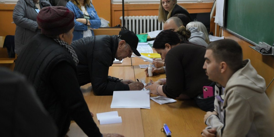 Američki posmatrač zatečen scenama izbornog dana: Ukazao na pritiske i pokušaje zastrašivanja, pohvalio organizaciju u Kuli