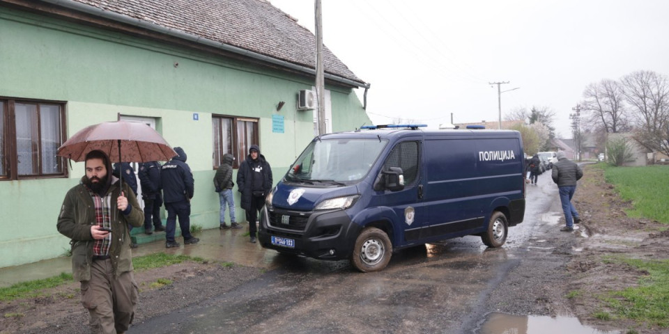 Kupovina glasova i ko finansira blokadere