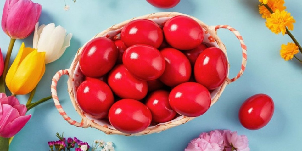 Rubin crvena jaja: Ruski trik za savršeni sjaj i postojanost - crveni ton traje danima