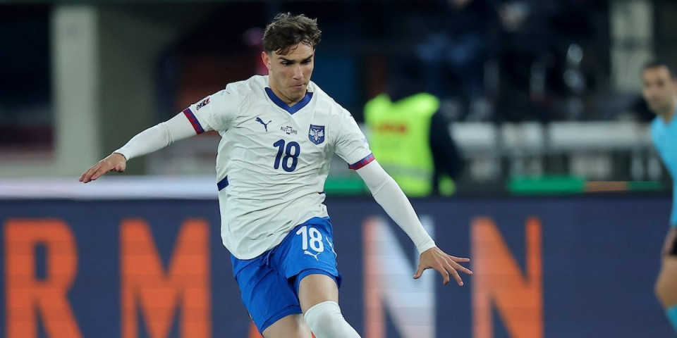 Reakcije navijača - Mladi fudbaleri Srbije su heroji nacije