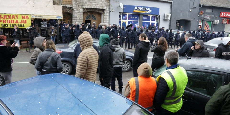 Blokaderima diktatura drugo ime: Poslušajte pretnje upućene vlastima u Kuli