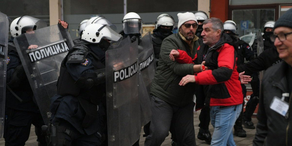 Blokaderi za večeras spremaju veliko zlo: Stiglo zastrašujuće upozorenje - Ovo su im mete