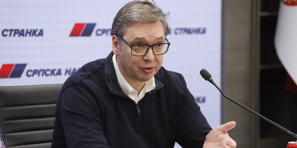 "Tražili su da dizel poskupi za 7, a benzin za 4 dinara": Vučić o novim cenama goriva i poskupljenjima