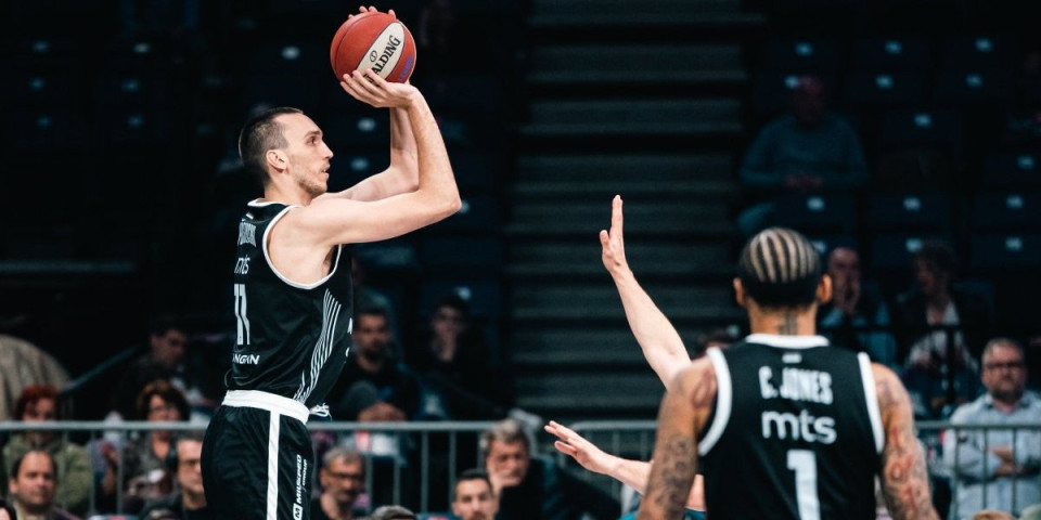 Partizanu dolazi šampion Evrope - Crno-beli gledaju ka "Pioniru" i nastavljaju borbu za prvo mesto