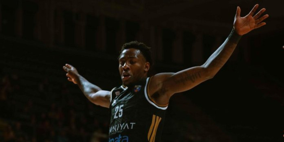 Ko visoko leti, nisko pada: Proglasio se za najboljeg, pa se obrukao protiv Zvezde