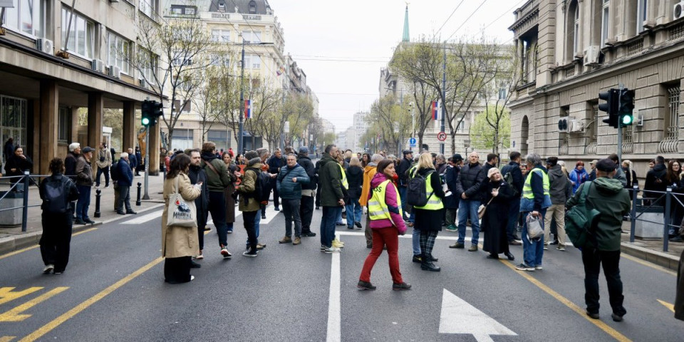 Monstruozna politika blokadera: U Boru linčuju sve koji nisu sa njima na listi