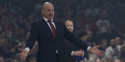 Saša Obradović rekao par reči - i otišao! Treneru Zvezde veoma teško pao poraz u derbiju